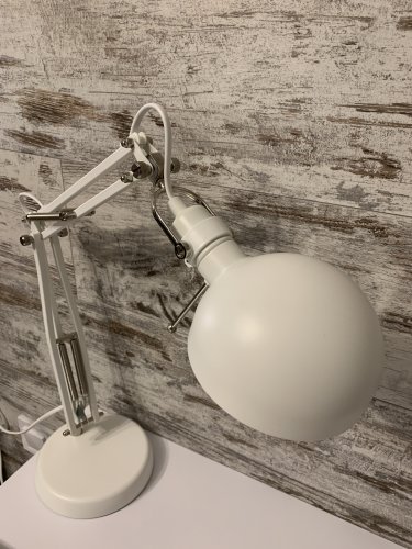 Фото Офісна настільна лампа IKEA FORSA white (304.391.17) від користувача Ірина Юріївна