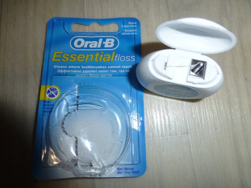Фото  Oral-B Зубная нить  Essential Мятная 50 м (3014260280772) від користувача yxxx