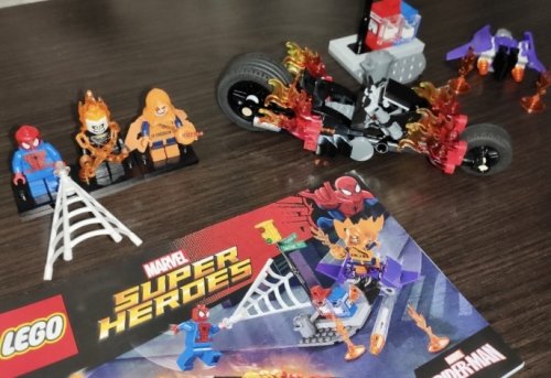 Фото Блоковий конструктор LEGO Super Heroes Появление Призрачного Гонщика (76058) від користувача Maya