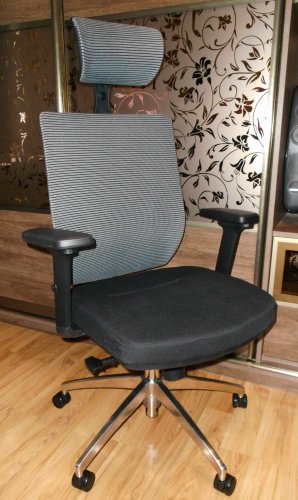 Фото Офісне крісло для персоналу Halmar Admiral від користувача pelgorsky