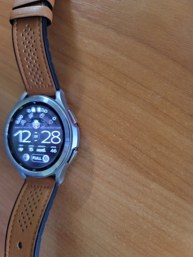 Фото Смарт-годинник Samsung Galaxy Watch4 Classic 46mm Silver (SM-R890NZSA) від користувача Ironhide
