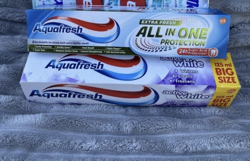 Фото зубна паста Aquafresh Зубная паста  Заряд свежести 125 мл (5054563087041) від користувача Maya