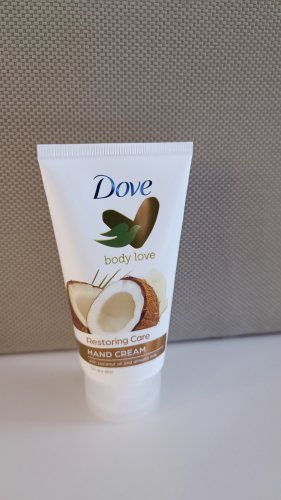 Фото крем для рук Dove Крем для рук  с маслом и миндальным молочком 75мл (8710447275313) від користувача QuickStarts
