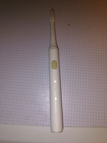 Фото Електрична зубна щітка MiJia Sonic Electric Toothbrush T100 White від користувача zetsuobilly