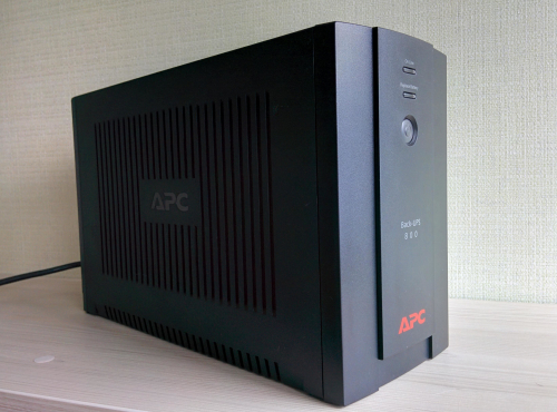 Фото Лінійно-інтерактивне ДБЖ APC Back-UPS 800VA with AVR (BX800CI-RS) від користувача Ігор