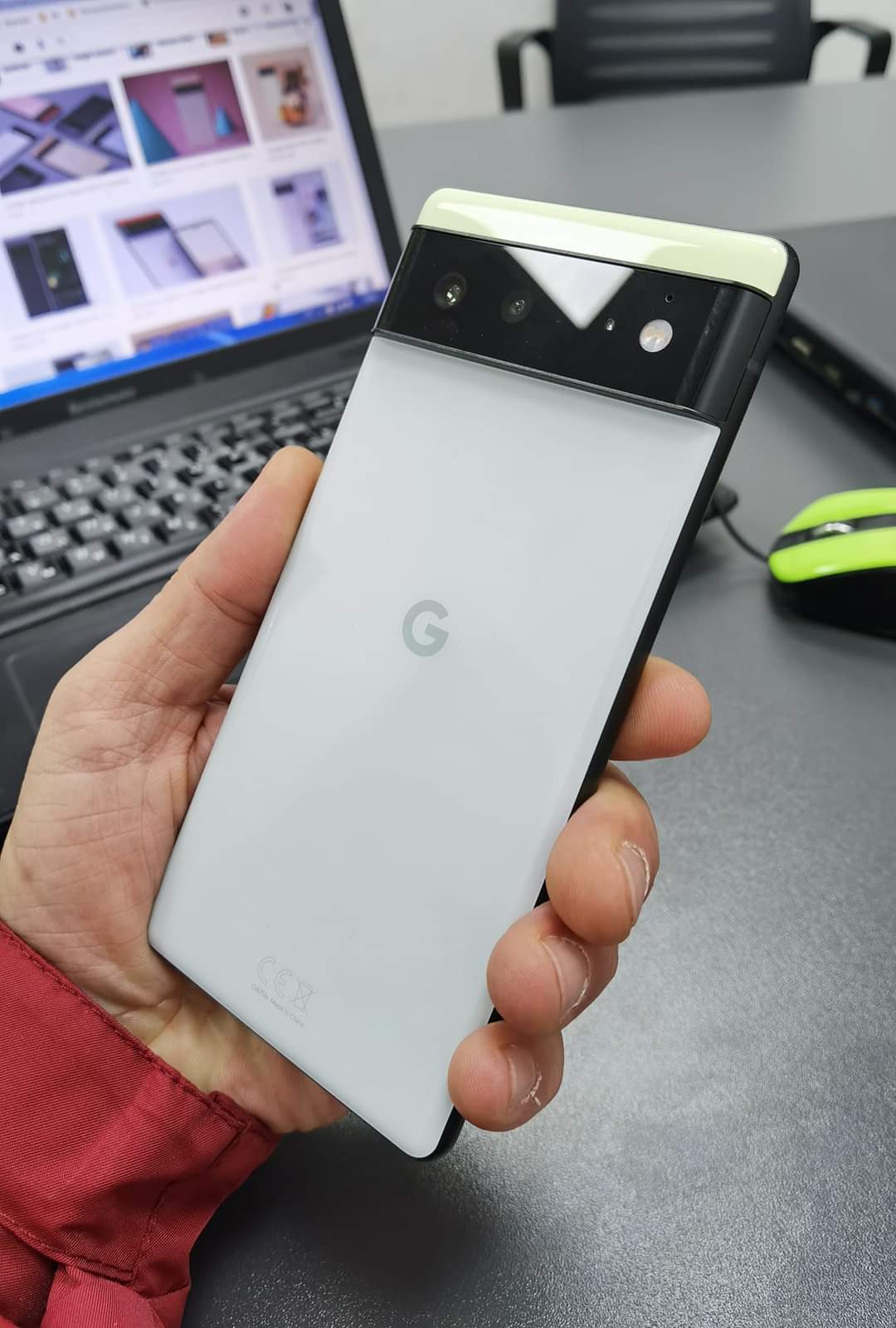 Google Pixel 6 Sorta Seafoam 128 GB au - 携帯電話