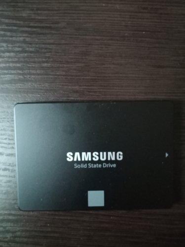SSD вигляд спереду