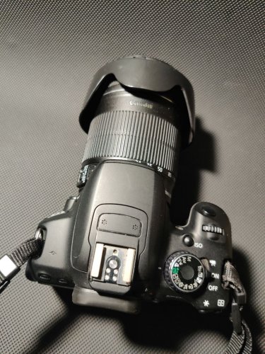 Фото Дзеркальний фотоапарат Canon EOS 650D kit (18-135mm) EF-S IS (6559B036) від користувача Burning Money