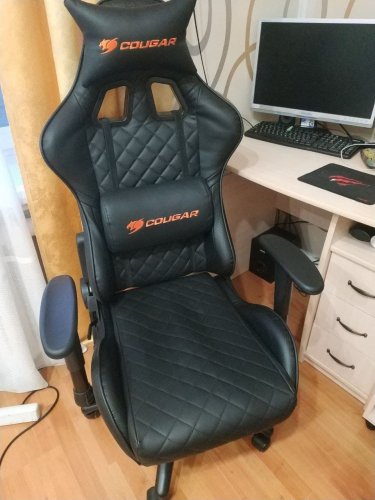 Фото Комп'ютерне крісло для геймера Cougar Armor ONE black від користувача outatime
