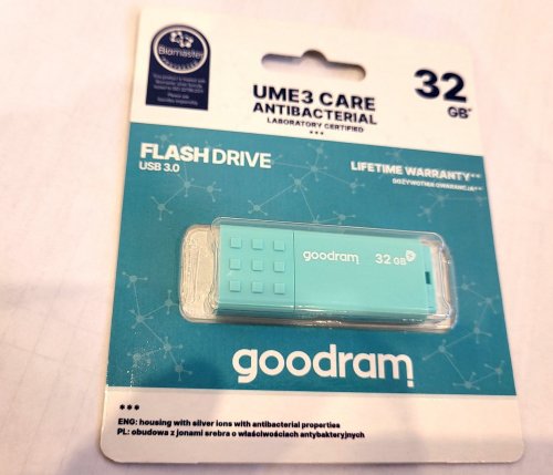 Фото Флешка GOODRAM 32  GB UME3 USB3.0 Care Green (UME3-0320CRR11) від користувача 339