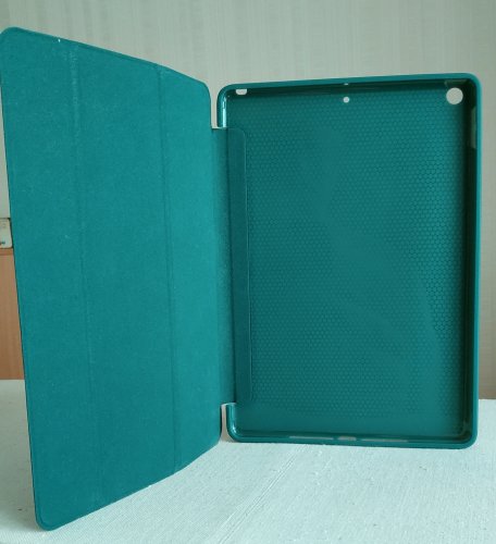 Фото Обкладинка-підставка для планшета BeCover Чохол-книжка Tri Fold Soft TPU Silicone  для Apple iPad Air 4 10.9 2020/2021 Dark Green (706870) від користувача Styrman