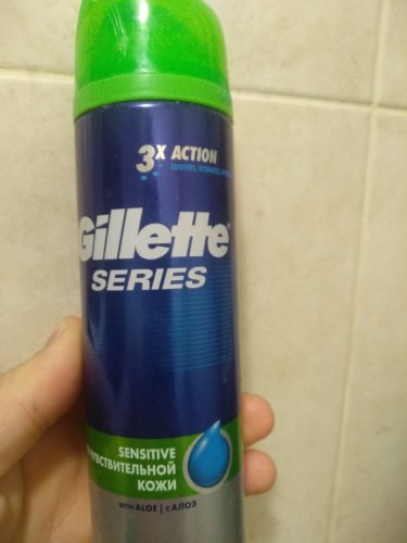 Фото  Gillette Гель для бритья  Series Sensitive Skin для чувствительной кожи 200 мл (3014260214692) від користувача Odessamebel