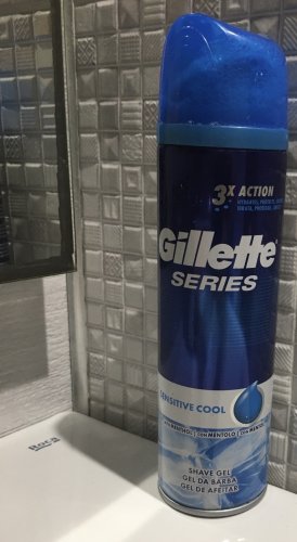 Фото  Gillette Гель для бритья  Series Sensitive Cool с ментолом 200 мл 7702018457847 від користувача Djos