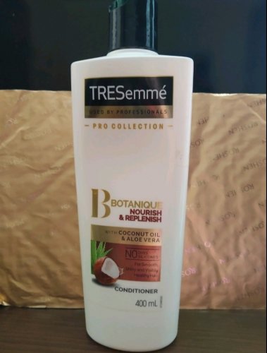 Фото  Tresemme Кондиционер для волос  Botanique Nourish & Replenish Conditioner Увлажняющий, с экстрактами кокоса и від користувача nataly88nata