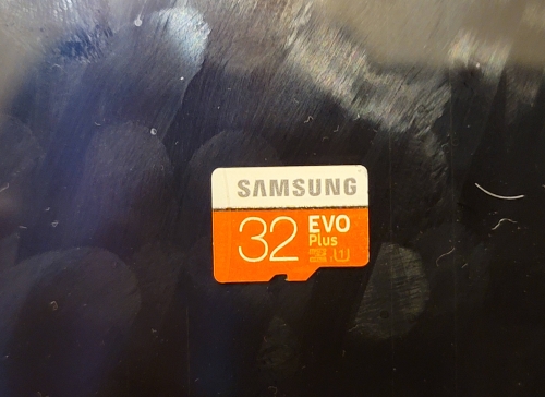 Фото Карта пам'яті Samsung 32 GB microSDHC Class 10 UHS-I EVO Plus + SD Adapter MB-MC32GA від користувача Ironhide