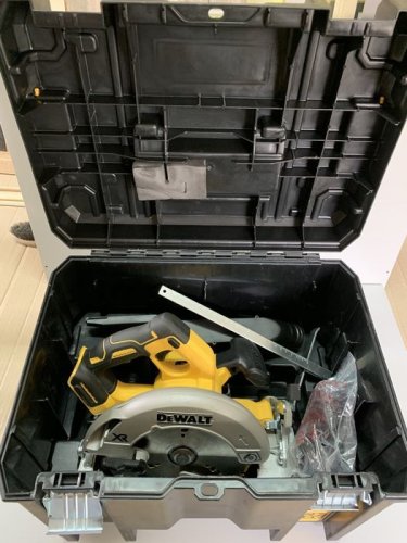 Фото Дискова пилка DeWALT DCS570P2 від користувача Влад Некрасов