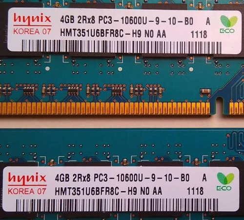 Фото Пам'ять для настільних комп'ютерів SK hynix 4 GB DDR3 1333 MHz (HMT351U6BFR8C-H9) від користувача Саша