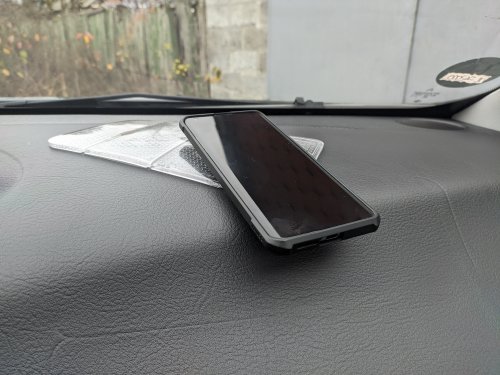 Фото Автомобільний тримач для смартфона Baseus Folding Bracket Antiskid Pad Black (SUWNT-01) від користувача Dmitriy Bortnik