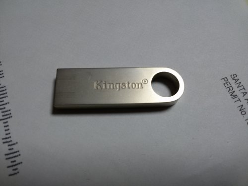 Фото Флешка Kingston 32 GB DataTraveler SE9 (DTSE9H/32GB) від користувача savaof