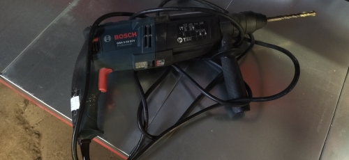 Фото Перфоратор Bosch GBH 2-28 (0611267500) від користувача Катруся