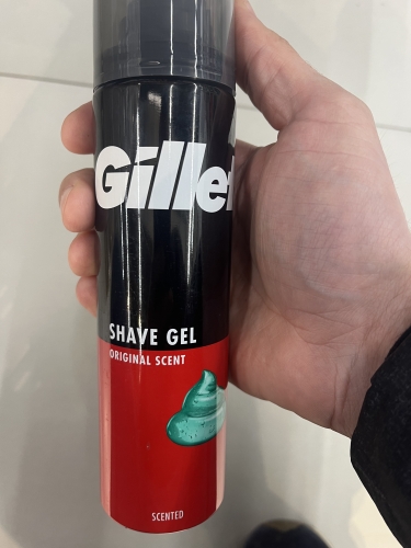 Фото гель для гоління Gillette Гель для гоління  Classic, 200 мл від користувача Orestiv.