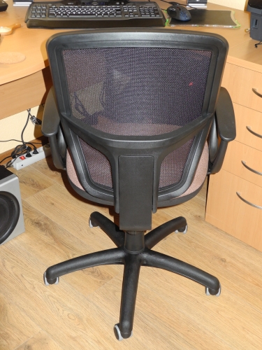 Фото Офісне крісло для персоналу Новый Стиль Betta GTP Freestyle PL від користувача Andrii Prokopenko