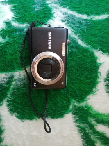 Фото Компактний фотоапарат Samsung EX 1 від користувача iliamoskalenkose
