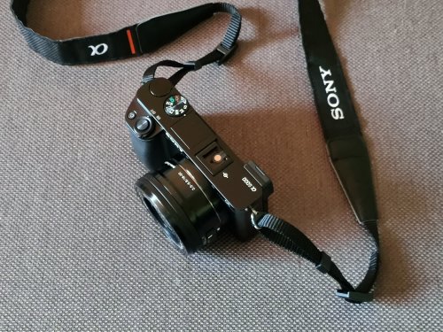 Фото Універсальний об'єктив Sony SELP1650 E PZ 16-50mm f/3,5-5,6 OSS від користувача Dimas