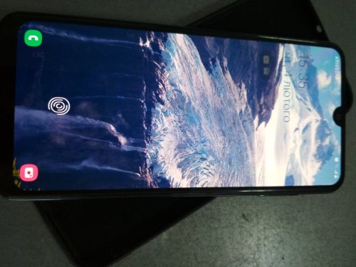 Фото Смартфон Samsung Galaxy A50 2019 SM-A505F 4/64GB Blue (SM-A505FZBU) від користувача Seem