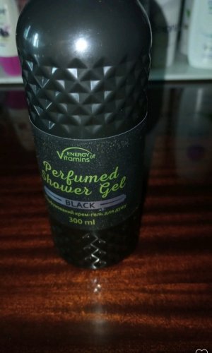 Фото гель для душу Energy of Vitamins Парфюмированный крем-гель для душа  Perfumed Black 300 мл (4823080005200) від користувача nataly88nata
