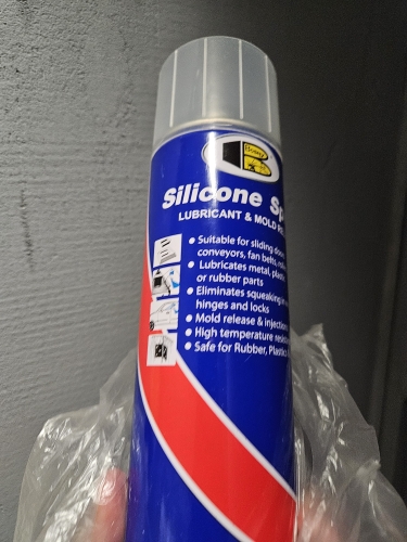 Фото Силіконове мастило ABRO Силиконовая смазка аэрозольный Abro SL-900 Silicone Spray, 283г від користувача Sergey