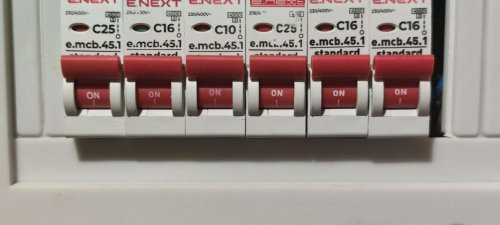 Фото Автоматичний вимикач E.NEXT e.mcb.stand.45.1.C16, 1р, 16А, C, 4.5 кА (s002008) від користувача Serhii