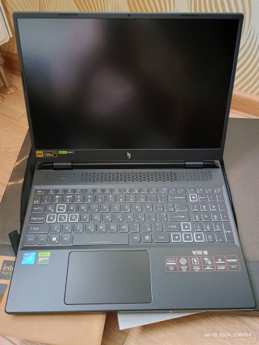 Фото Ноутбук Acer Nitro 16 AN16-51-742W Black (NH.QJMEU.007) від користувача sonar4ik