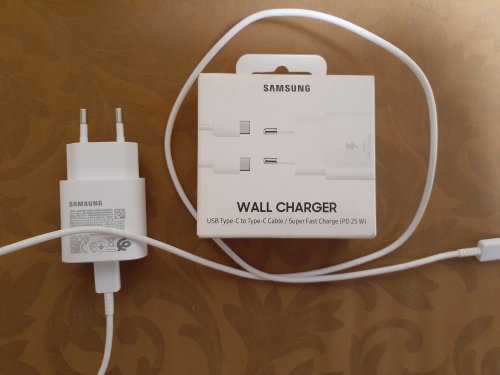 Фото Мережевий зарядний пристрій Samsung 25W PD Power Adapter (with Type-C cable) Black (EP-TA800XBE) від користувача Ваня