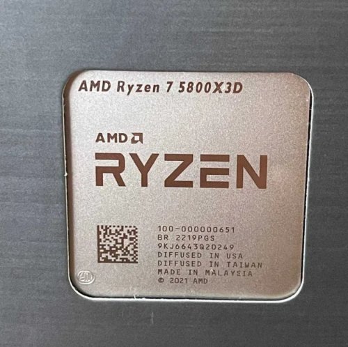Фото Процесор AMD Ryzen 7 5800X3D (100-100000651WOF) від користувача Игорь