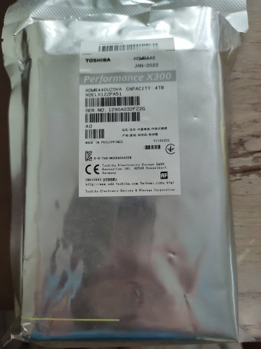 Фото Жорсткий диск Toshiba X300 4 TB (HDWR440UZSVA) від користувача UAShumaher