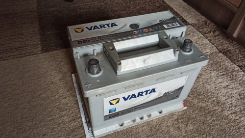 Фото Автомобільний акумулятор Varta 6СТ-63 SILVER dynamic D39 (563401061) від користувача Turbo-Yurik