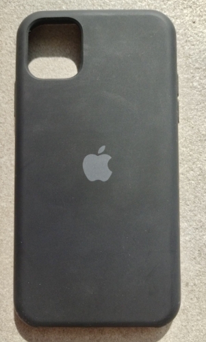 Фото Чохол для смартфона Apple iPhone 11 Silicone Case - Black (MWVU2) від користувача Orestiv.