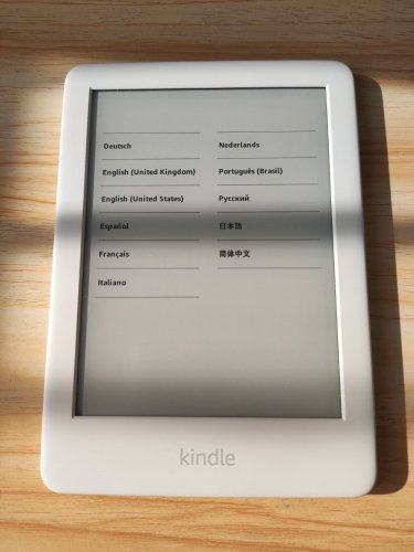 Фото Електронна книга Amazon Kindle 10th Gen. 2019 White 8Gb від користувача Макс Кринд