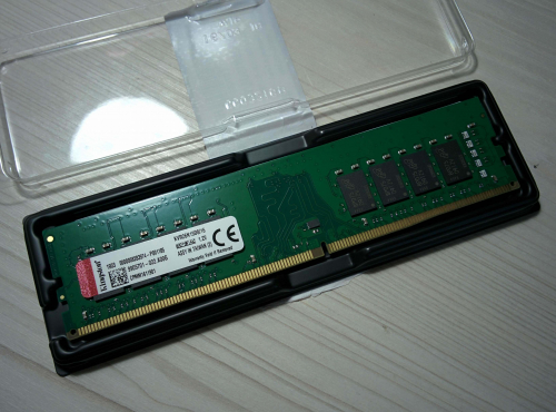 Фото Пам'ять для настільних комп'ютерів Kingston 16 GB DDR4 2666 MHz (KVR26N19D8/16) від користувача Ігор