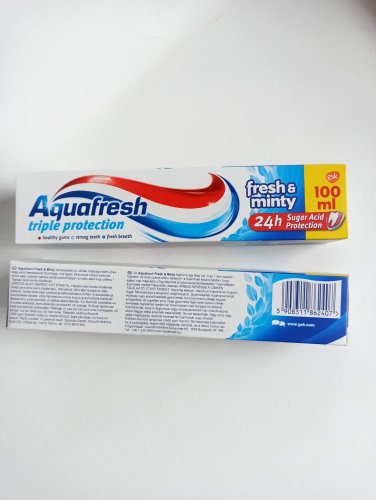 Фото  Aquafresh Зубная паста Аквафреш Освежающе-мятная 125 мл (5908311868447) від користувача Maya
