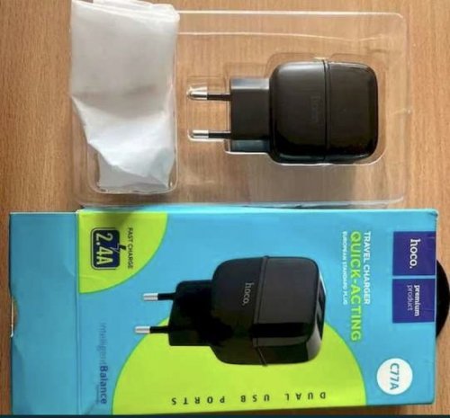 Фото Мережевий зарядний пристрій Hoco C77A Highway Dual Port Charger EU Black від користувача 