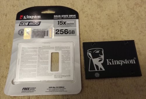 Фото SSD накопичувач Kingston KC600 256 GB (SKC600/256G) від користувача 