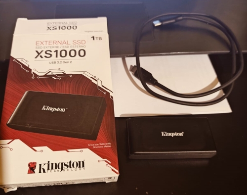 Фото SSD накопичувач Kingston XS1000 1 TB (SXS1000/1000G) від користувача mummy
