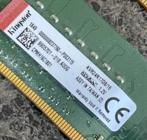 Фото Пам'ять для настільних комп'ютерів Kingston 16 GB DDR4 2400 MHz (KVR24N17D8/16) від користувача Влад Некрасов