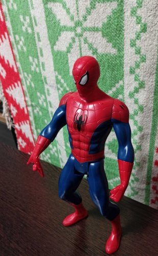 Фото Ігрова фігурка Hasbro Spider-Man Человек-Паук 30 см (E7333) від користувача Mexanik