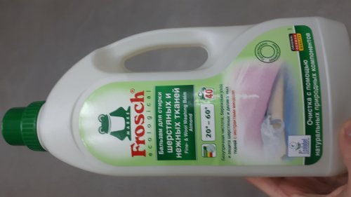 Фото Рідкий засіб для прання Frosch Гель универсал для шерсти Миндальное молочко 1,5 л (4009175942845) від користувача Serhii Mykhelev