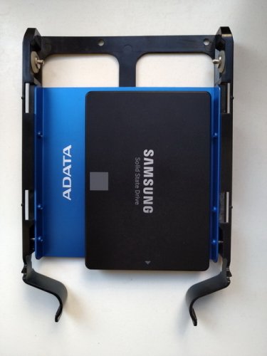 Фото SSD накопичувач Samsung 860 EVO 2.5 500 GB (MZ-76E500BW) від користувача SENA