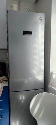 Фото Холодильник з морозильною камерою Bosch KGN39XL316 від користувача BOSS