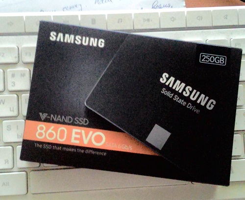 Фото SSD накопичувач Samsung 860 EVO 2.5 250 GB (MZ-76E250B) від користувача Юрій